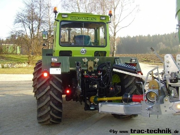 MBtrac 1800 9