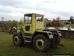 MBtrac 800 3